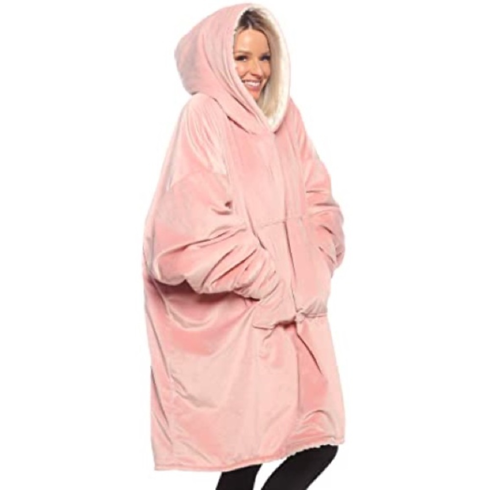 The Comfy Hoodie blanket Sherpa lined